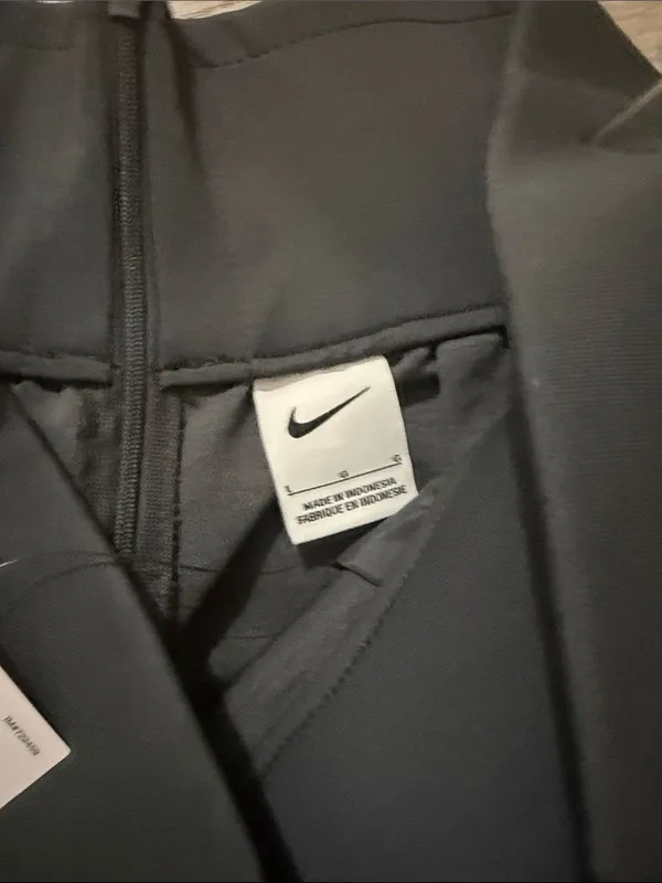 Nike Women's High-Rise Athletic Shorts in Charcoal Gray - Image 2