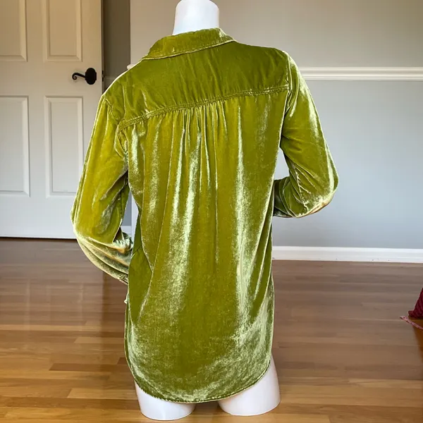 Pilcro Anthropologie Green Velvet Button Down Shirt Women’s US 2 UK 6 EU 34 - Image 3