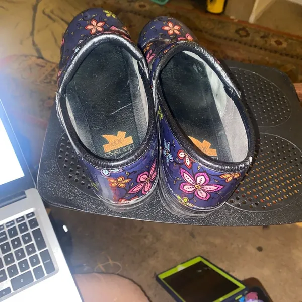 Dankso XP flowers clogs size 39 - Image 6