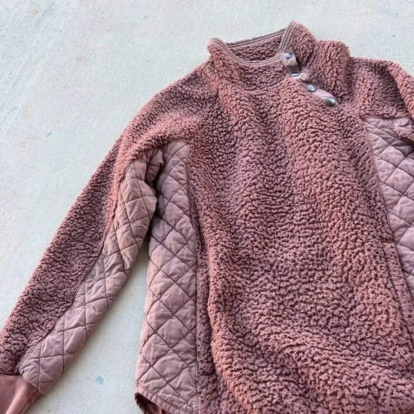 Abercrombie & Fitch small sherpa pullover‎ - Image 5