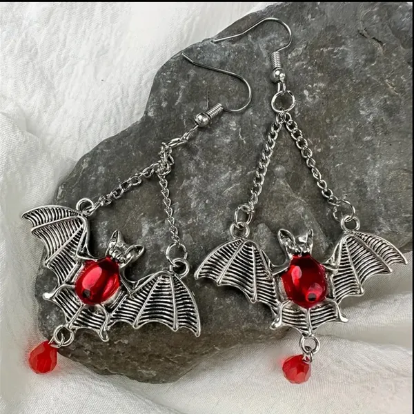 Gothic Bat Wing Vibrant Red Synthetic Gemstone Drop Earrings‎ Silver Plated - Image 3