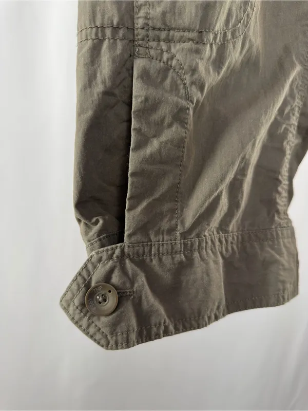 Vintage The North Face Cargo Capris with Drawstring Hiking‎ Pant in Green Size 4 - Image 2
