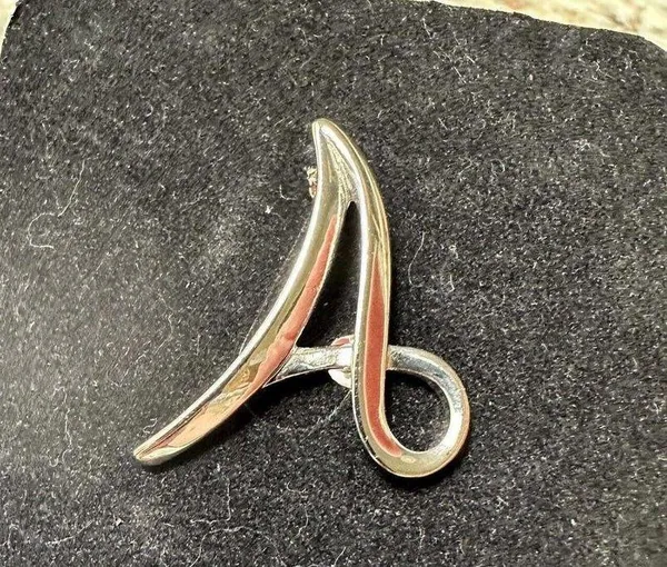 Sarah Coventry Letter Initial A Silver Tone Brooch Pin Signed - Image 5