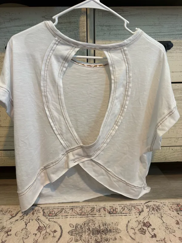 SheIn Tee - Image 2