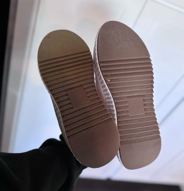 Steve Madden Sneakers - Image 4