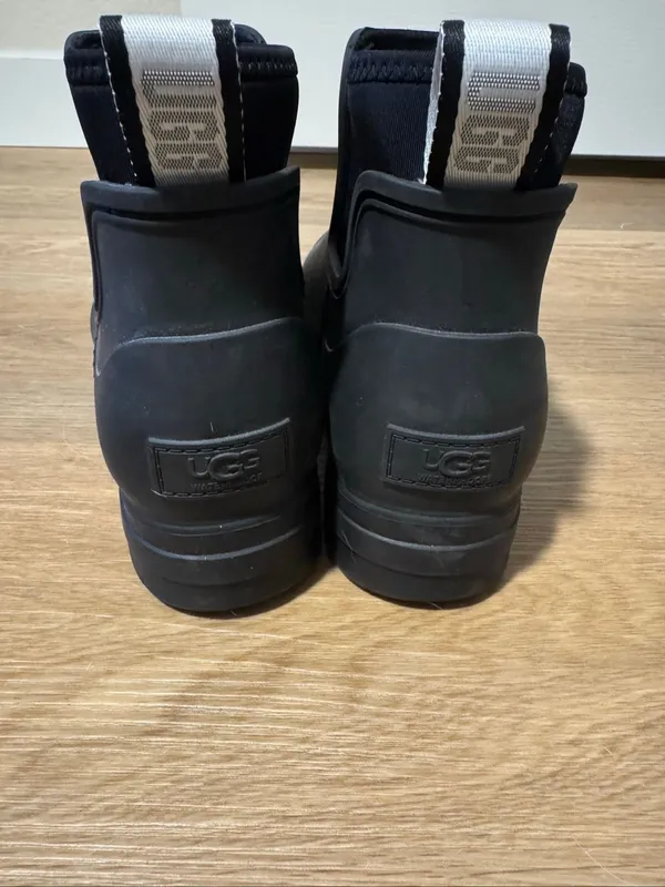 UGG Droplet Black Waterproof Chelsea Rain Boots Women’s Size 8 - Image 3