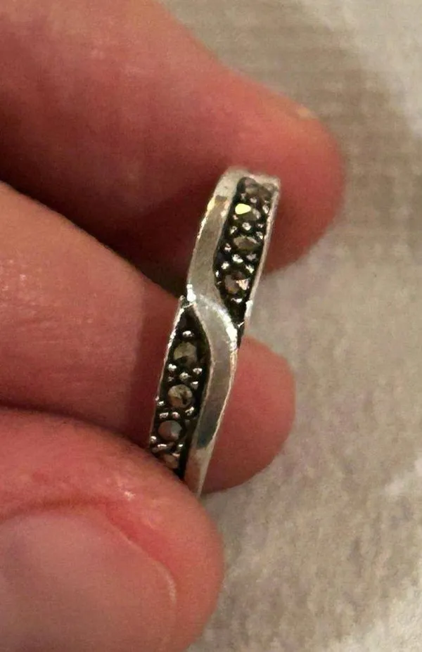 Ring band 925 sterling silver unique cute size 8 - Image 2
