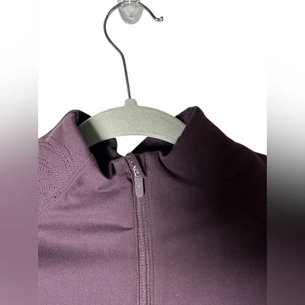 Lululemon Run Toasty‎ Tech Half Zip Pullover Black Cherry Womens 4 - Image 6