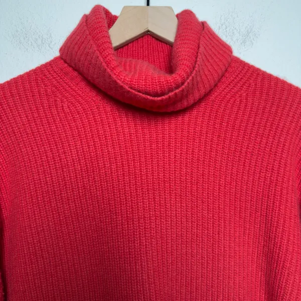 J. Crew Women Sweater Medium‎ Red Turtleneck Ribbed Knit Side Slit Long Sleeve - Image 2