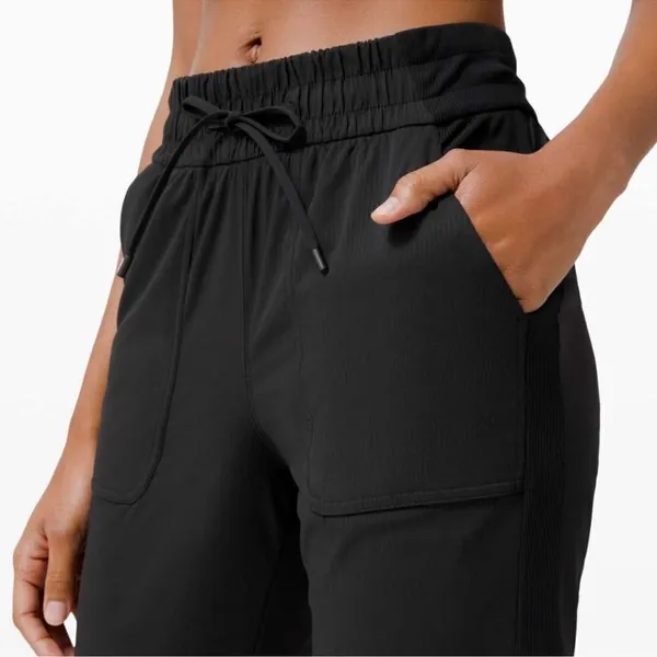 Lululemon Beyond the‎ Studio 7/8 Jogger Black 4 - Image 4