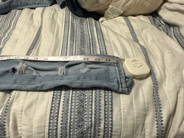 American Eagle Super Stretch Jeans  Size 2 regular - Image 13