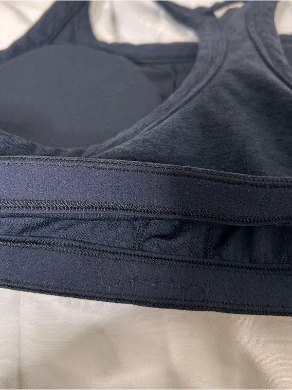 Vuori Elevation Racer Bra small - Image 7