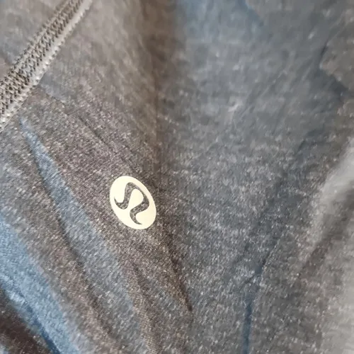 Lululemon Fast Track Reversible Zip-up Jacket Black‎ White Women's size 6 - Image 11
