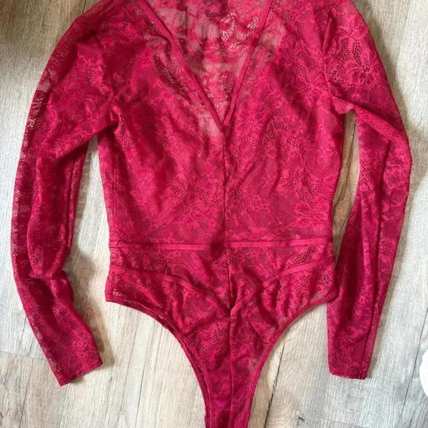 Victorias‎ Secret Red Lace Long Sleeve Plunging V Neck Bodysuit S P - Image 5