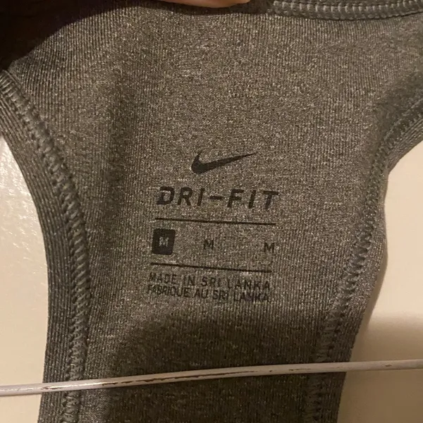 Nike Women's Grey Sports Bra - Image 3