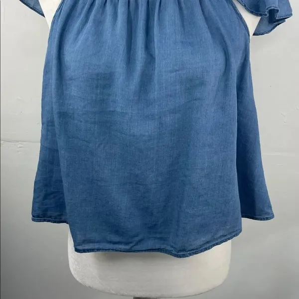 Madewell Chambray Blue Off-Shoulder Top peasant style 100% Cotton size Small - Image 6