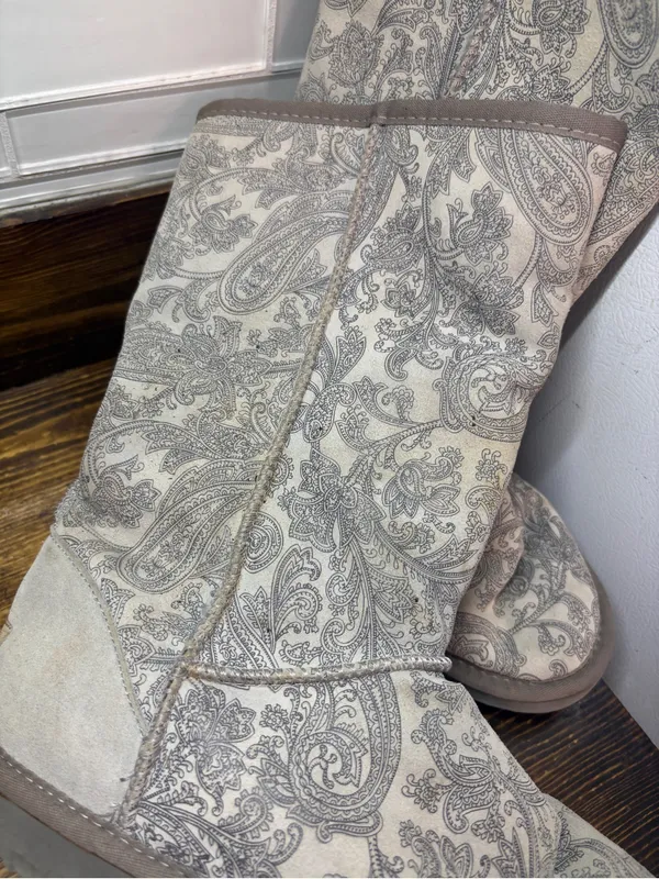 Ugg gray paisley tall boots size 8 - Image 5