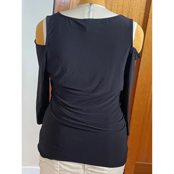 Torrid Cold-Shoulder V-Neck Black Top size 1 1X long sleeve - Image 2