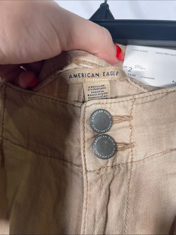 American Eagle Womens Khaki Tan High Rise Cargo Jogger Pant 2 New Tags - Image 4