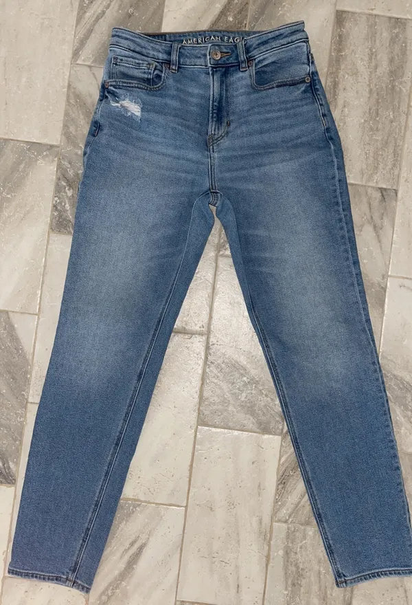 American Eagle Mom Jeans - Image 2