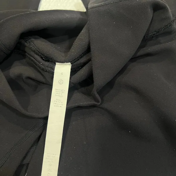 Lululemon Align Pant 28" Black size 4 women - Image 6