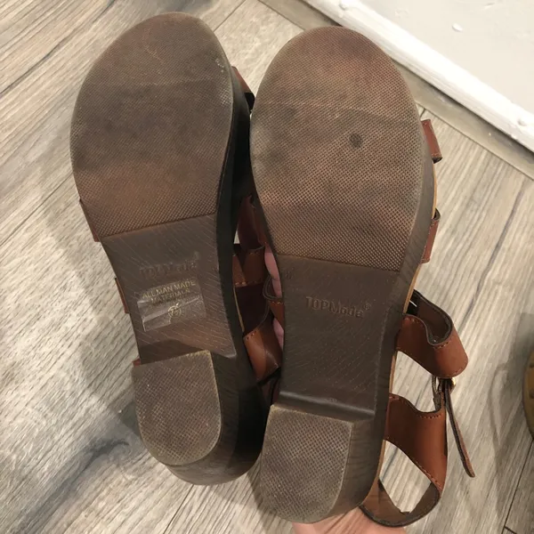 Top Moda Ankle Strap Buckle Platform Sandal Heels 7.5 Brown - Image 7