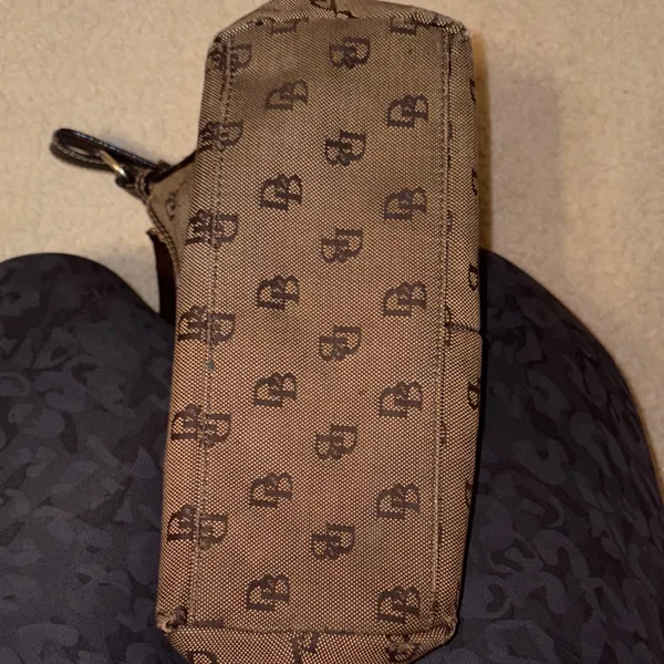 Dooney & Bourke shoulder bag - Image 4