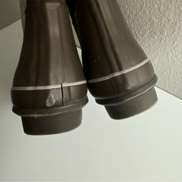 Arctic Shield size 10 Brown/Tan Sherpa Lined Waterproof Rubber Boots - Image 7