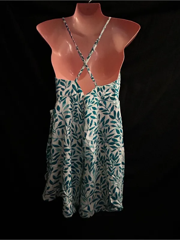 Pink Lily Sleeveless Spaghetti Strap Teal Leaf Print Wrap Romper LG - Image 2