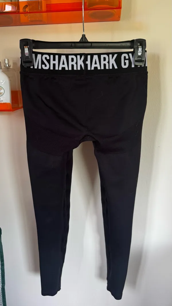 Gymshark Logo Leggings - Image 2