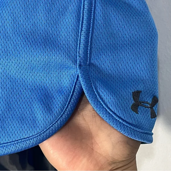 Under Armour Heat Gear Blue‎ Shorts Size Large - Image 2