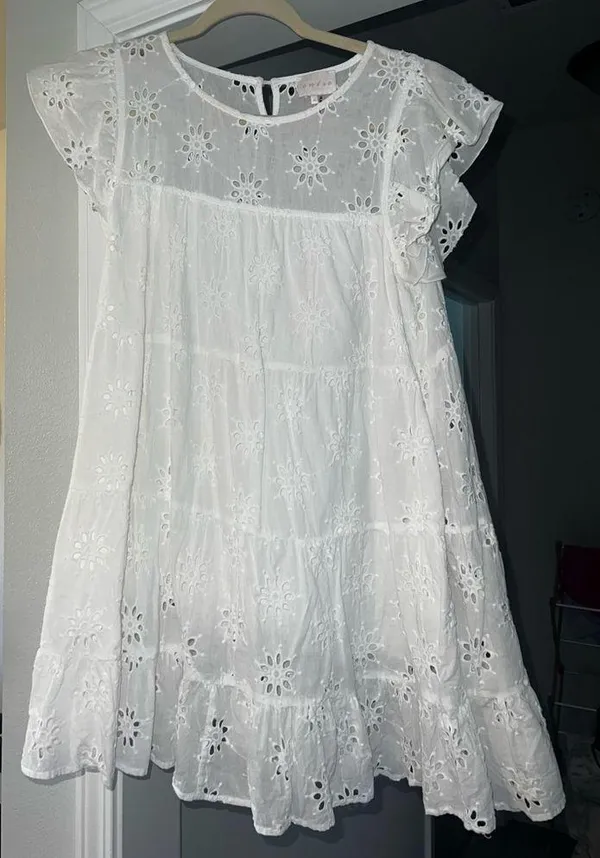 white mini dress. Size small. Worn a few times; still in good condition. - Image 4