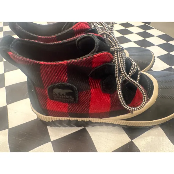 Sorel winter insulated Red Buffalo Plaid Waterproof Duck Boots size 10 Women's - Image 4