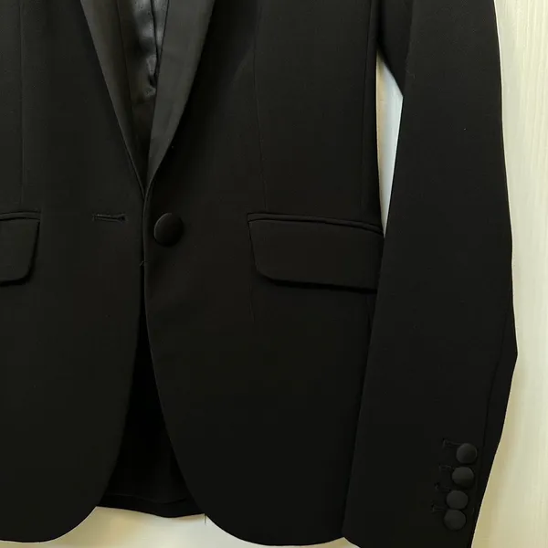 Women’s blazer with tailored fit - Image 4