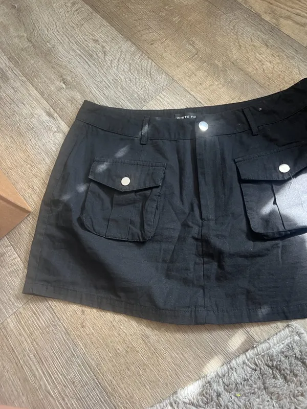 White Fox medium black mini skirt - Image 4