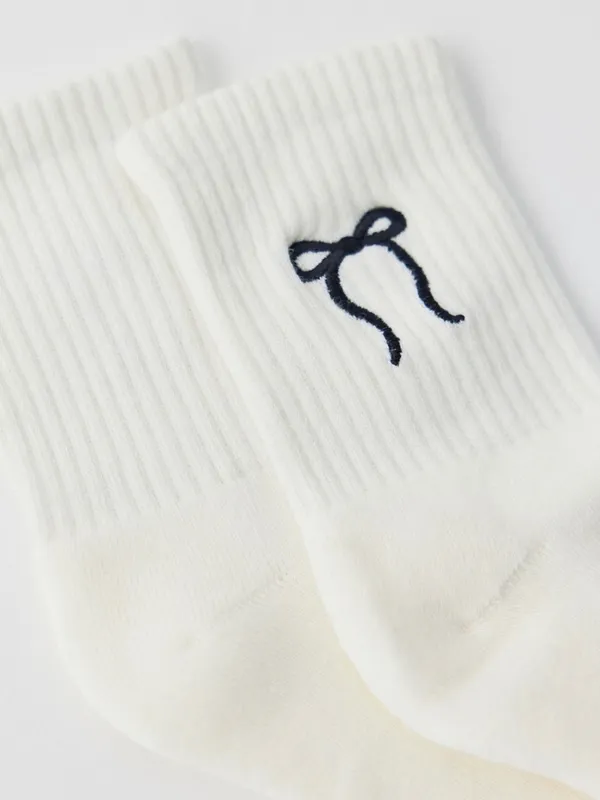 Bow Icon Embroidered Quarter Crew Socks Black & White by Urban Outfitters NWT - Image 4