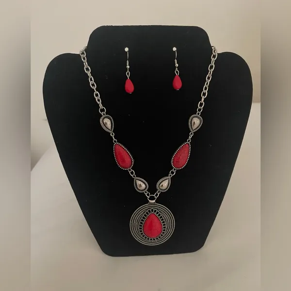 Paparazzi Fashion Red Teardrop Statement Necklace & Earrings Set - Image 3