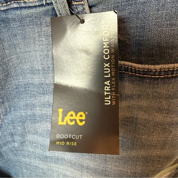 Lee Women's Boot Cut Jeans - Light Blue - Image 9