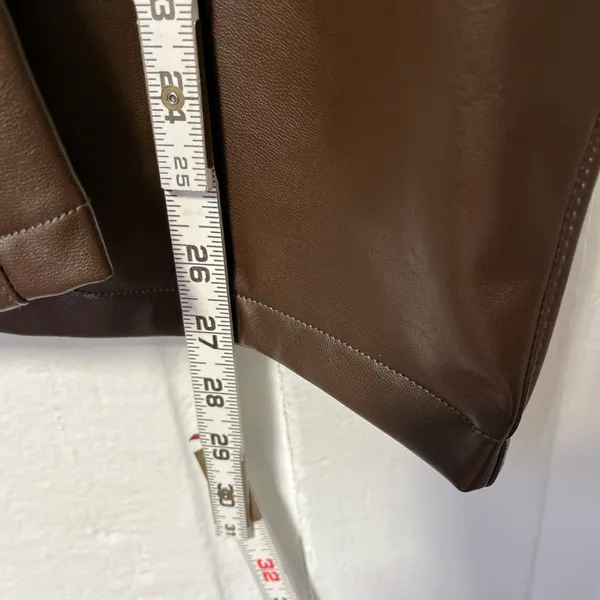 Abercrombie Dark Brown Ultra high Rise Brown 90s straight leg 16 short - Image 9