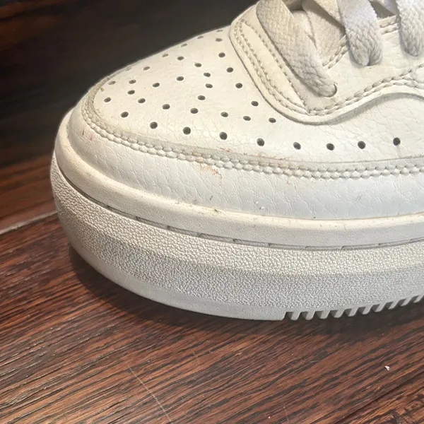 Nike Women's Air Force 1 Platform Sneaker Shoes in size 6 - Image 10