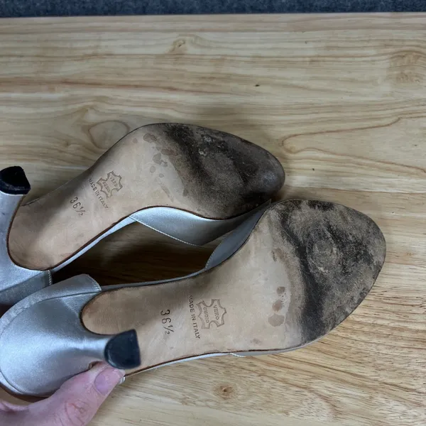 Manolo Blahnik Silver Satin Crystal Buckle Peep Toe d'Orsay Pumps Size 36.5 - Image 8