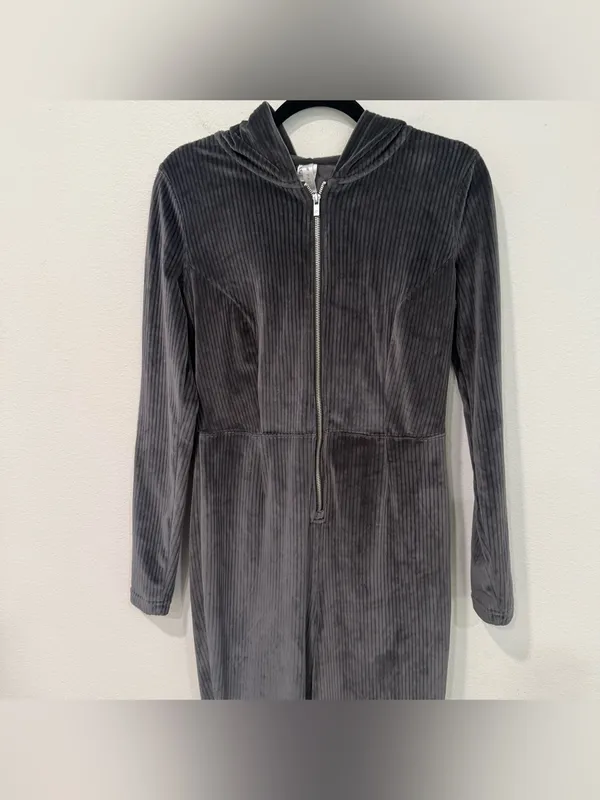 Fabletics Midnight Gray Plush Rib Hooded Jumpsuit M - Image 4