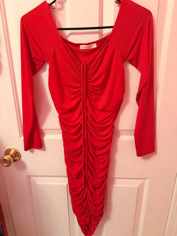 Red long sleeve crunchy dress Size M - Image 3