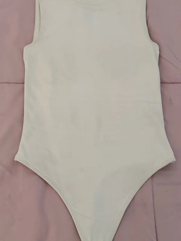 Aritzia Babaton Contour Muscle White bodysuit, size XS minimalist quiet luxury - Image 11