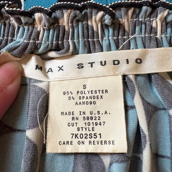 Max Studio Geometric Print Off Shoulder Empire Waist Midi Dress Blue Black Small - Image 3