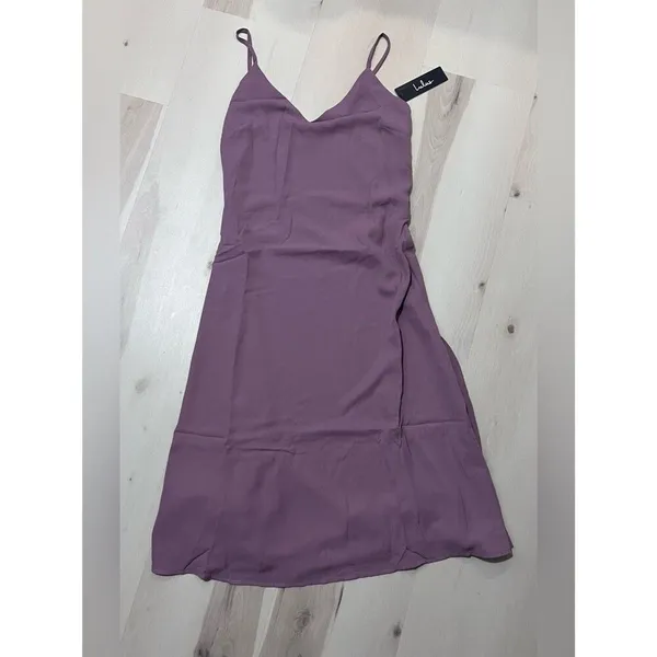 Lulus NWT Women Small Lavender Spaghetti Strap Side Slit Flare Mini Cami Dress - Image 2