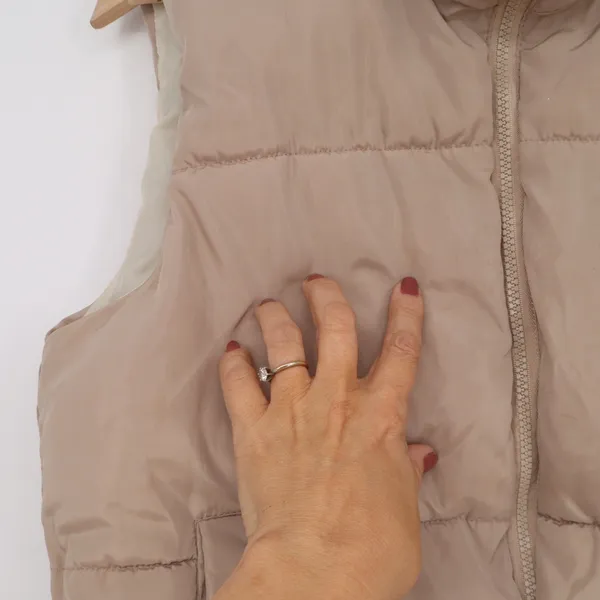 Faded Rose Essentials Puffer Vest Womens S Tan Quilted Zip Up Excellent - Image 4