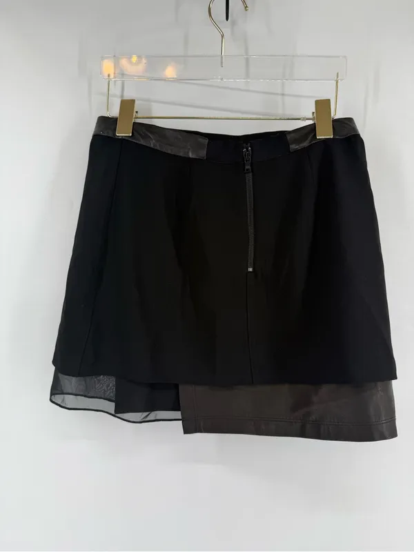 Alice and Olivia black mix media mini skirt size 4 - Image 3