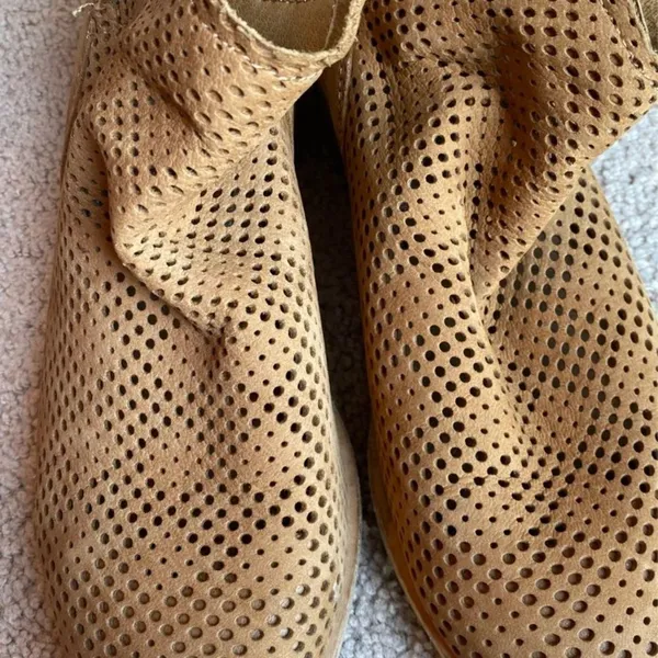 ‎Dolce Vita booties 7.5 Brown - Image 2