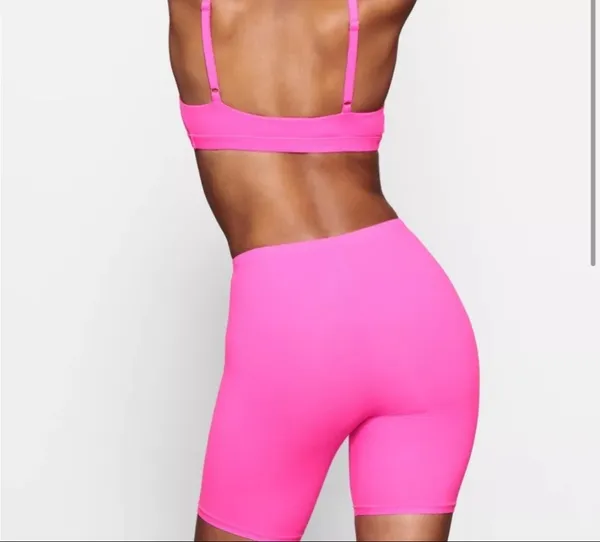 SKIMS Fits Everybody Pink Nylon Bike Shorts - Image 2